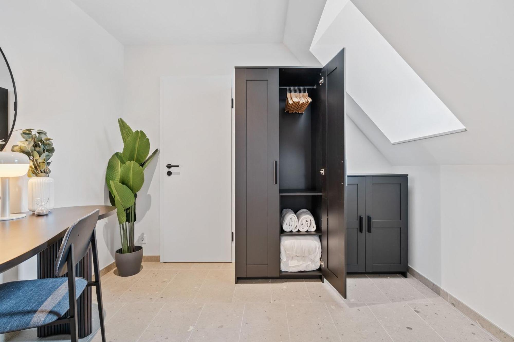 Elegant Clausen Apartment With King Bed & Wifi Luxembourg Exterior photo