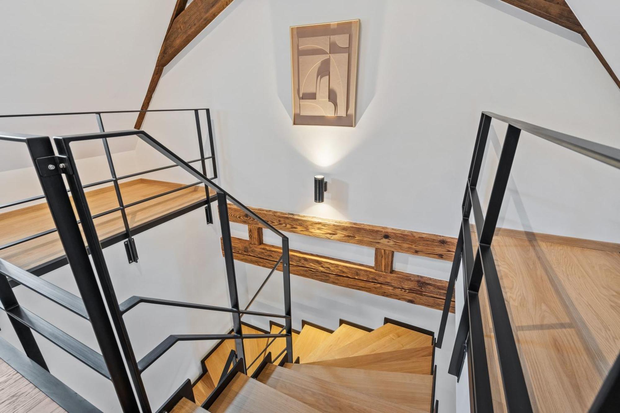 Elegant Clausen Apartment With King Bed & Wifi Luxembourg Exterior photo